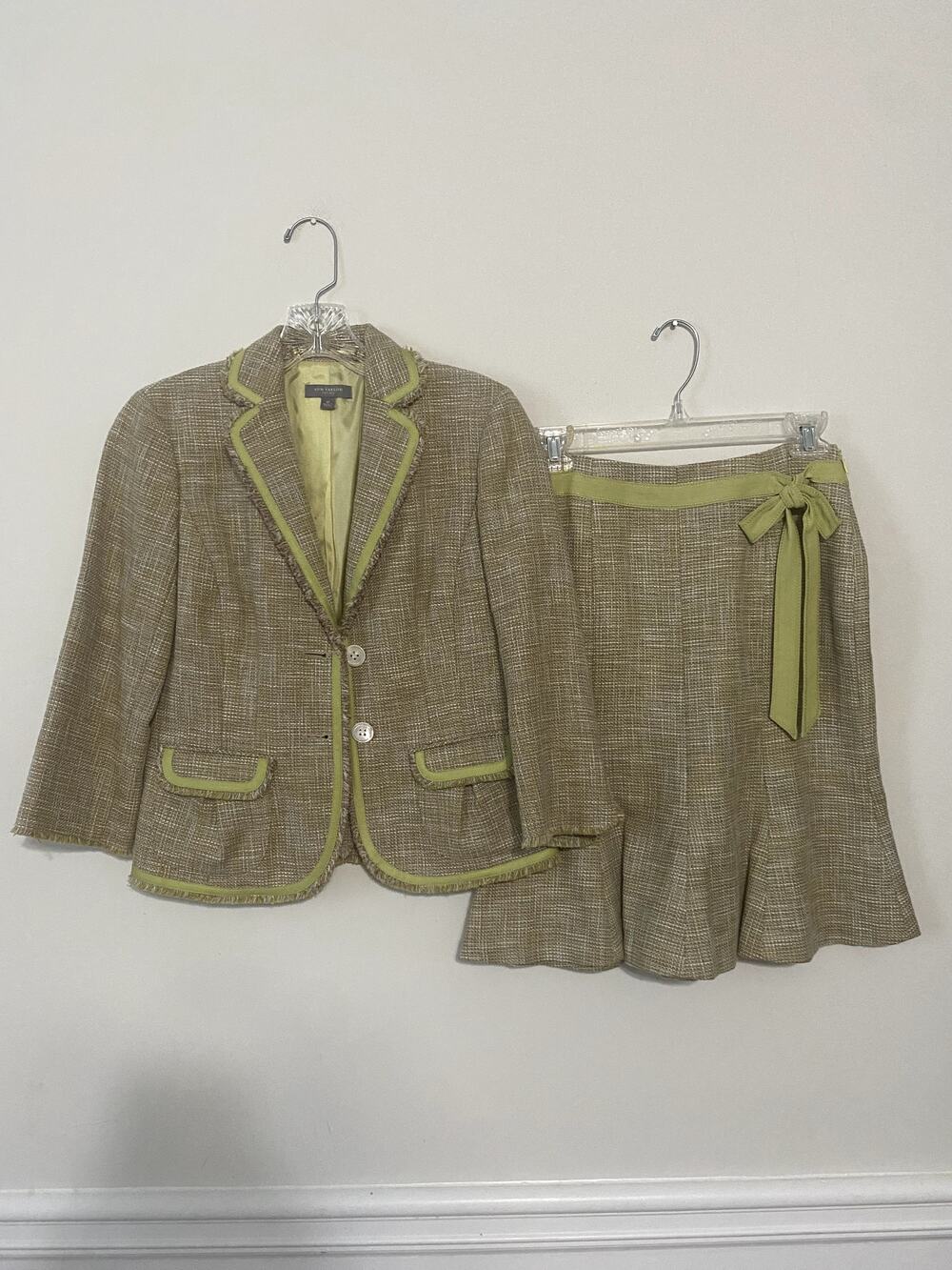 Ann Taylor Tweed Suit Petite Size 0P